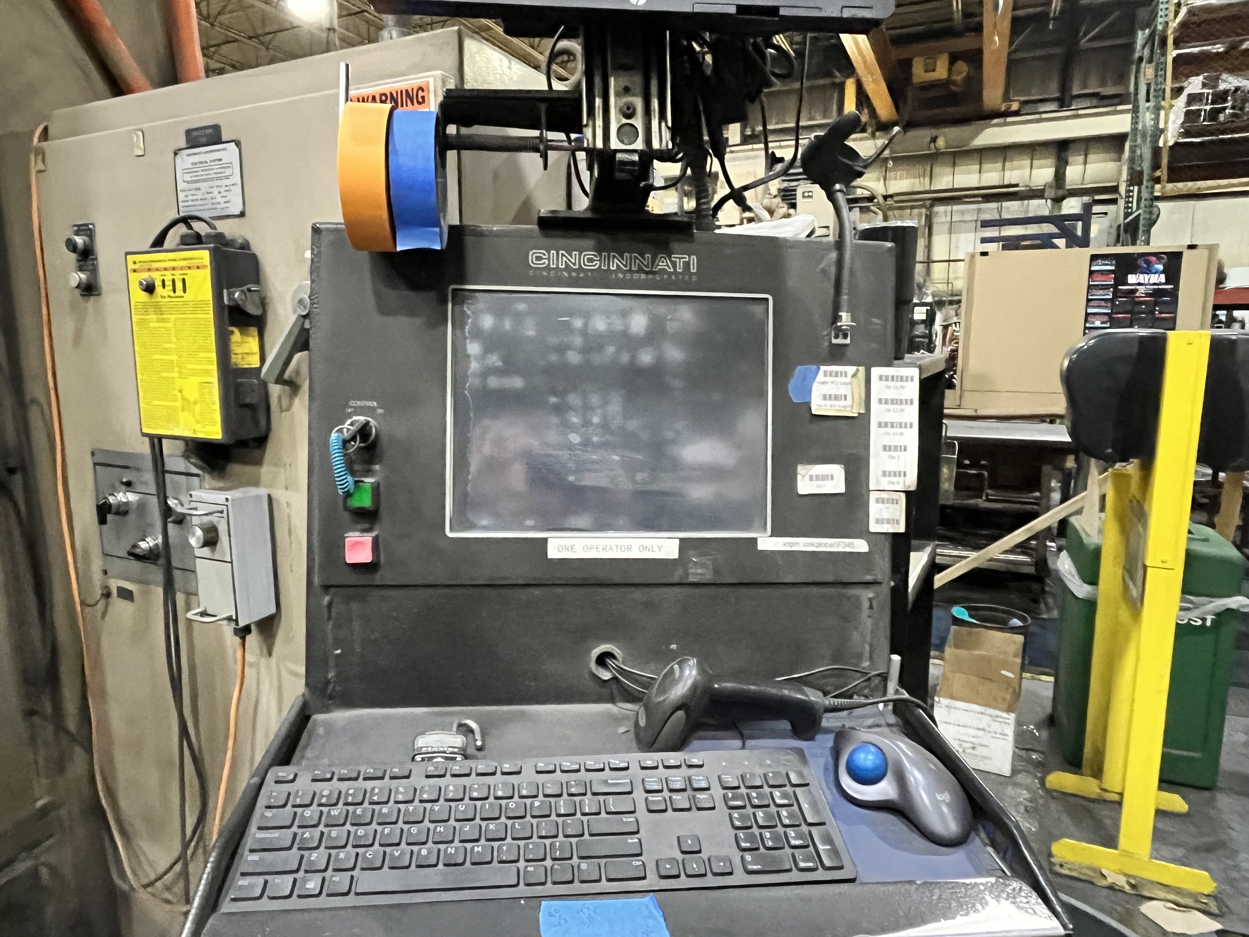 90 Ton X 8 Cincinnati Model 90AF Autoform  CNC Press Brake